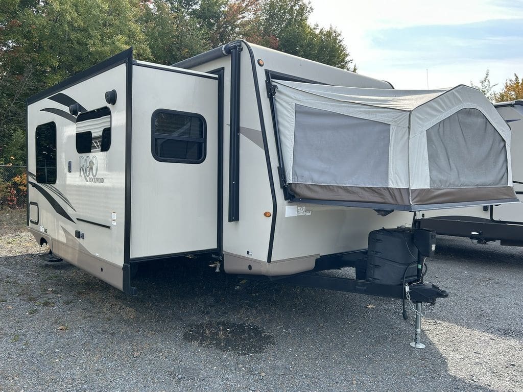 2019 23FL by Forest River | RVWorld - RVC Navigator