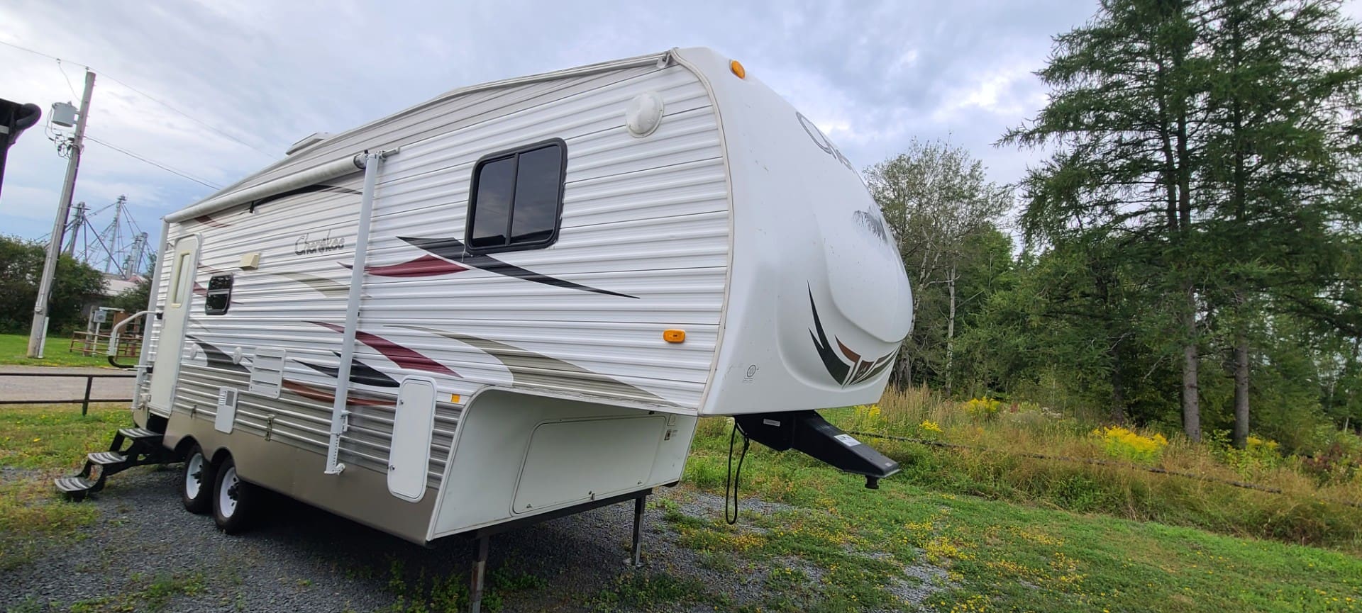 2010 CHEROKEE 255S BY FOREST RIVER | Earlton RV - RVC Navigator