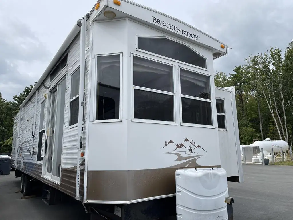 2012 BRECKENRIDGE 42JSVX | Bluenose RV - RVC Navigator