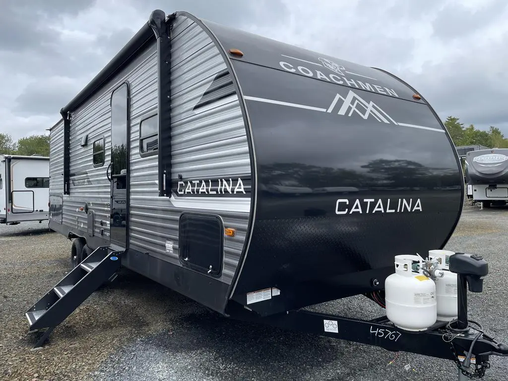 2025 CATALINA 261BHS | Bluenose RV - RVC Navigator