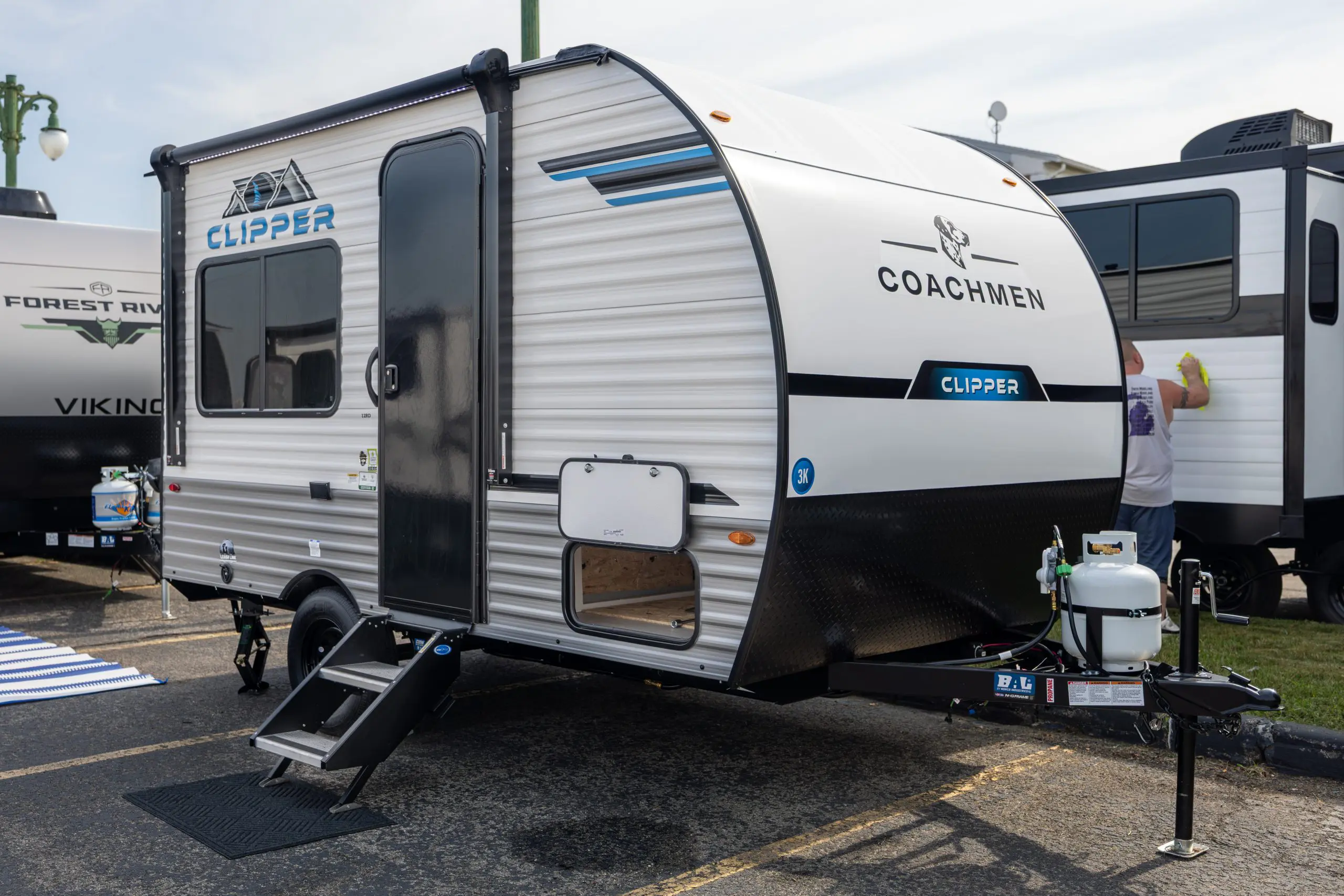2026 COACHMEN CLIPPER 12RD | Campkin's RV Centre - RVC Navigator
