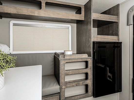 Myrra interior 2